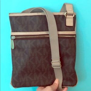 Michael Kors Logo Crossbody